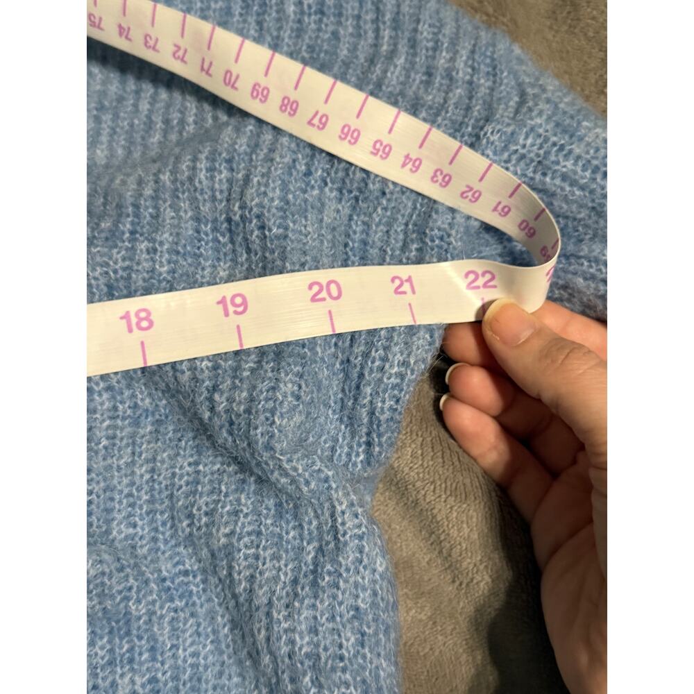NWOT Anthro Bishop + Young Jocelyn Twist Back
Sweater Size Large Light Blue - Picture 5 of 6